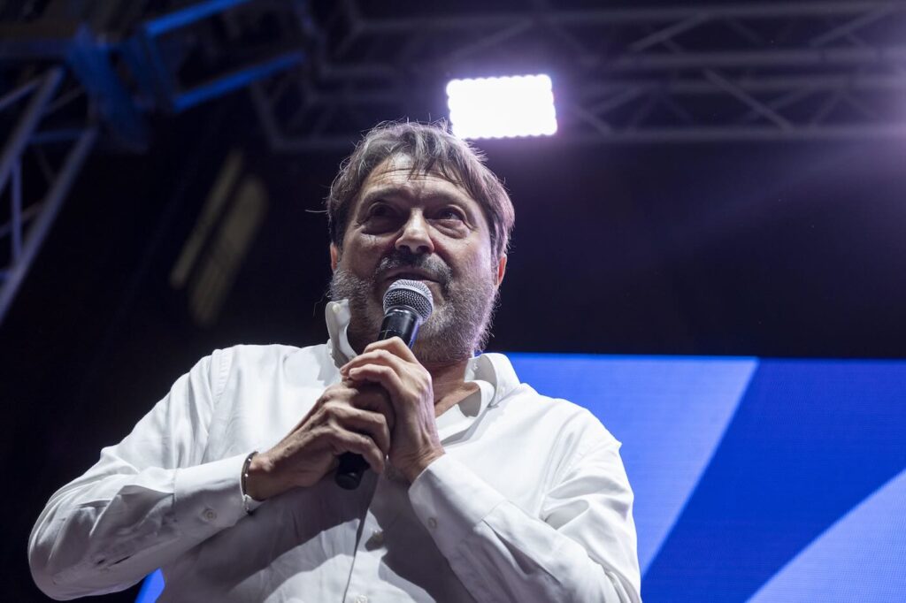 Pd e M5S chiedono le dimissioni di Agostino Ghiglia dopo le rivelazioni di Report