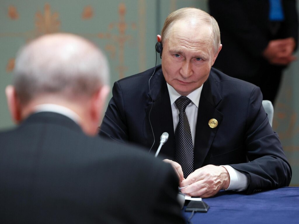 Putin invia i capi dei servizi segreti a trattare a Abu Dhabi: le linee rosse della Russia