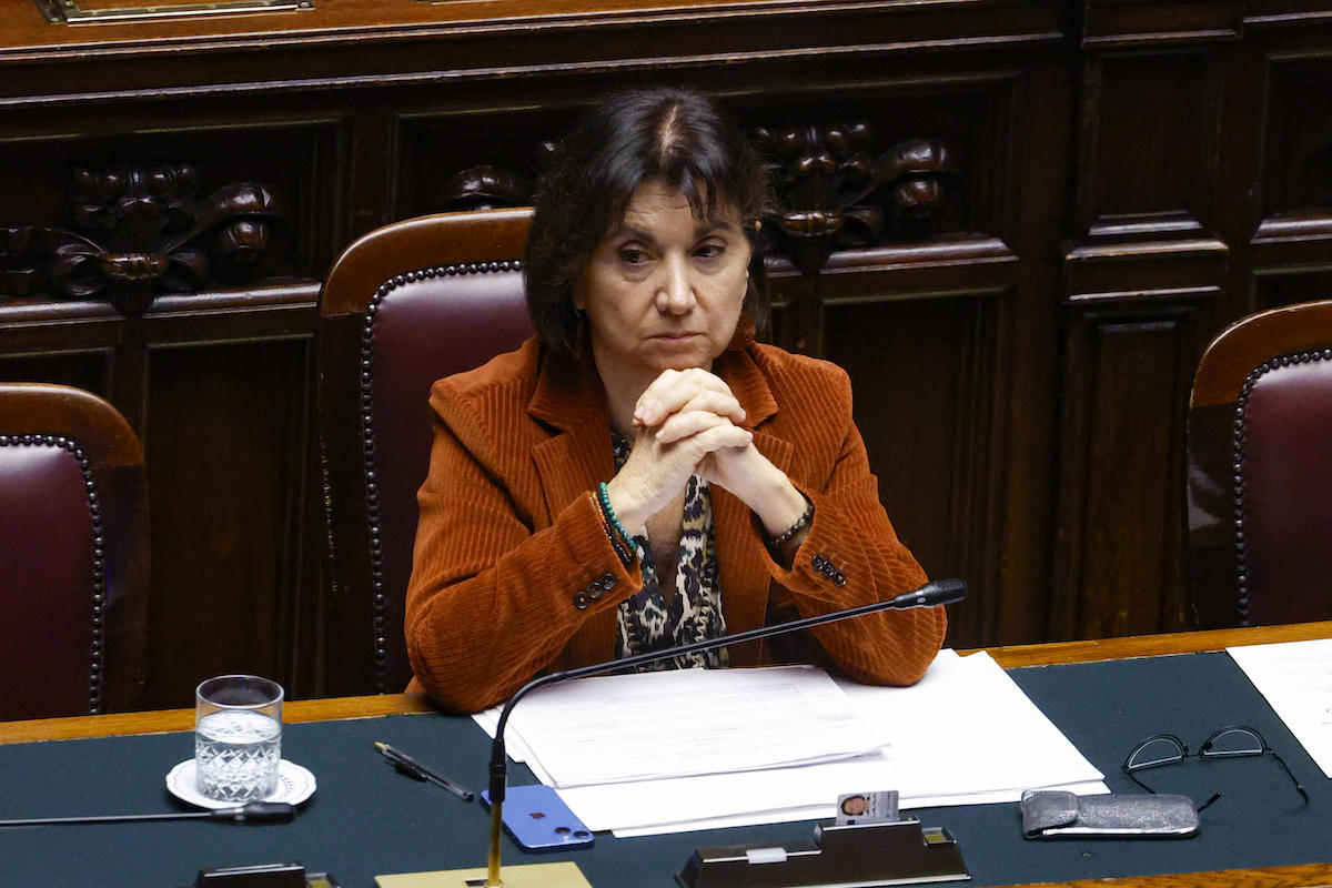 Riforma della violenza sessuale, Roccella avverte: «Rischio di rovesciamento dell'onere della prova»