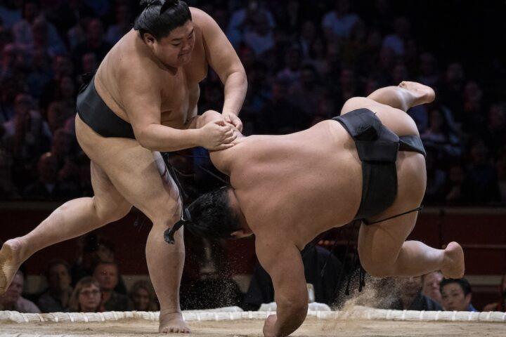 Sanae Takaichi potrebbe infrangere la tradizione secolare del sumo giapponese