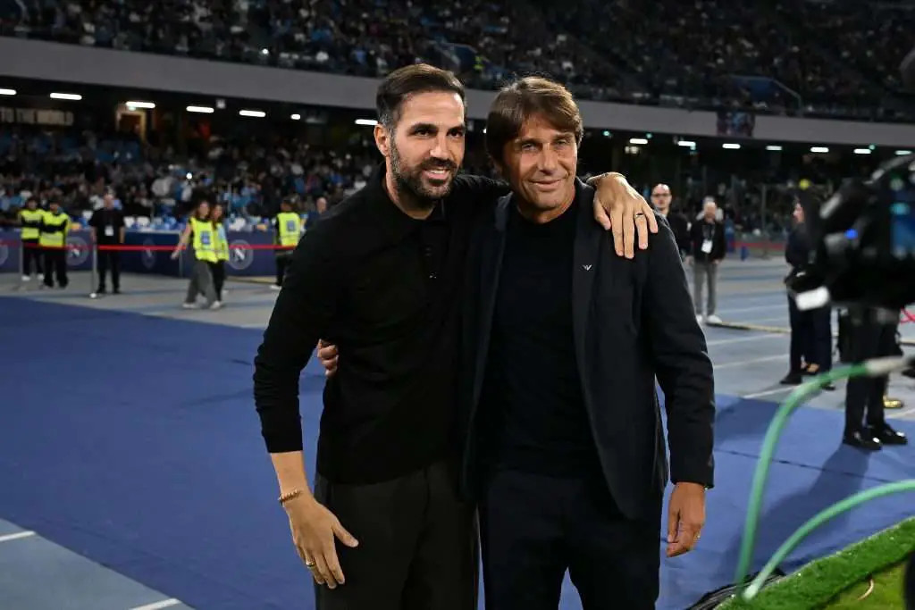 Scambio acceso tra Antonio Conte e Cesc Fabregas durante Napoli 0-0 Como