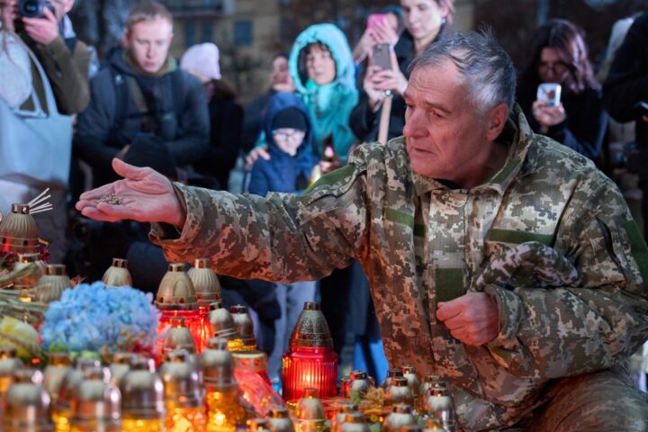 Scontro in Senato Usa: preoccupazioni sui dettagli del piano di pace di Trump per l'Ucraina