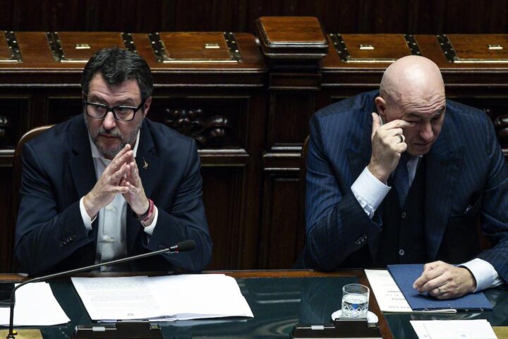 Scontro nel governo italiano sulle armi per l'Ucraina dopo lo scandalo corruzione