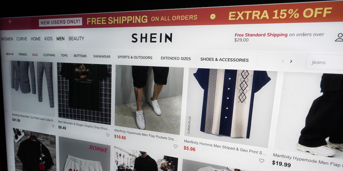 Shein denunciata in Francia per vendita di bambole sessuali con sembianze infantili