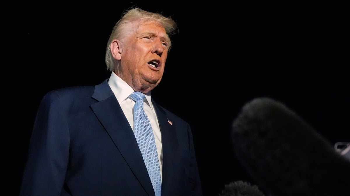 Trump chiede ai repubblicani di pubblicare i documenti su Epstein: «Non abbiamo nulla da nascondere»