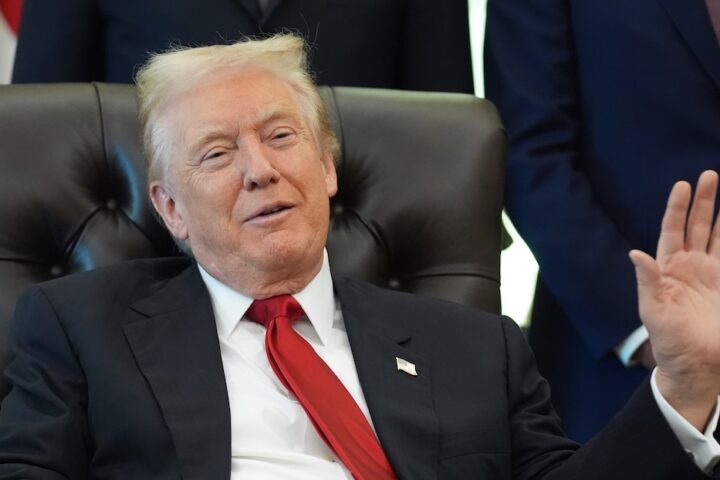 Trump concede la grazia a Rudy Giuliani e altri alleati per tentativi di sovvertire le elezioni del 2020