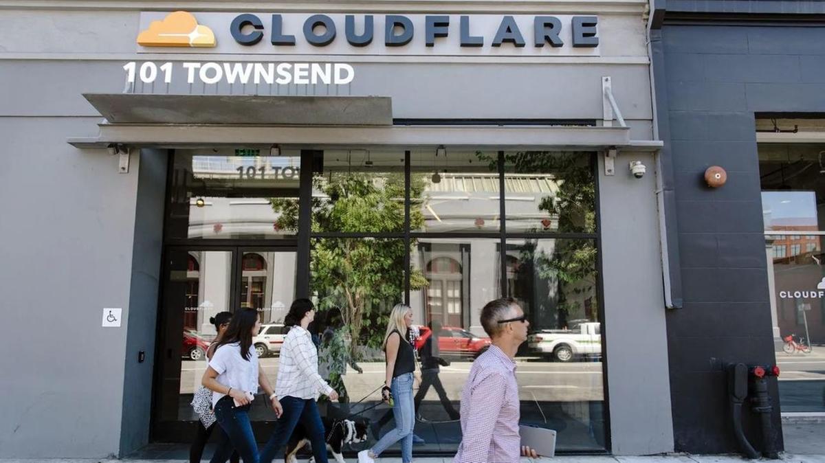 Un blackout globale del web rivela la fragilità delle infrastrutture digitali