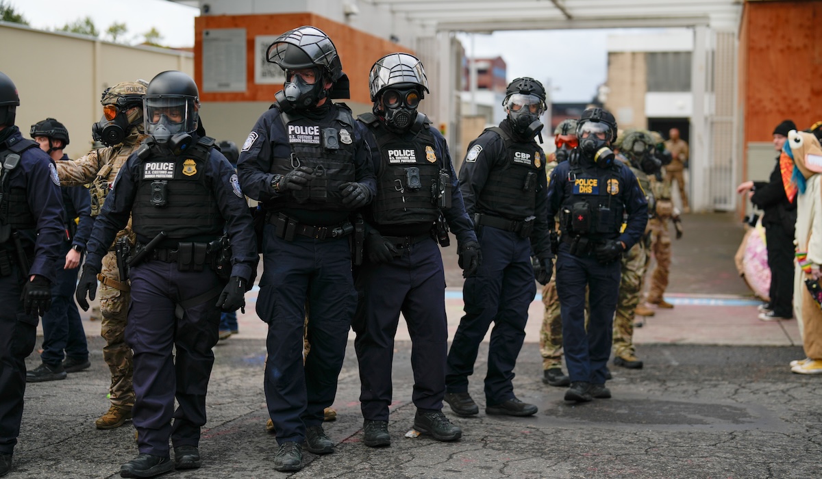 Una giudice blocca l'invio della Guardia Nazionale deciso da Trump a Portland