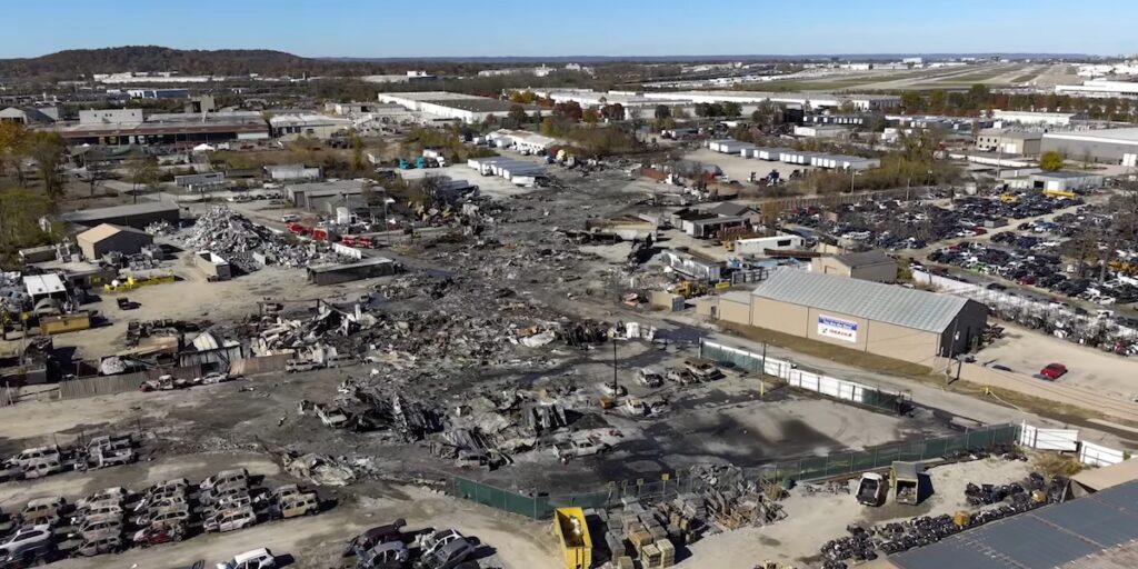 UPS e FedEx bloccano 50 aerei cargo dopo l'incidente mortale in Kentucky