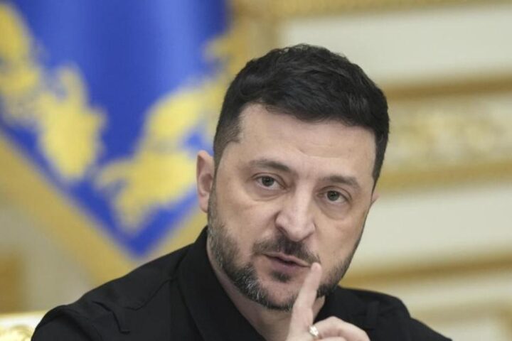 Yermak si dimette dopo perquisizioni: la lotta alla corruzione segna una svolta in Ucraina