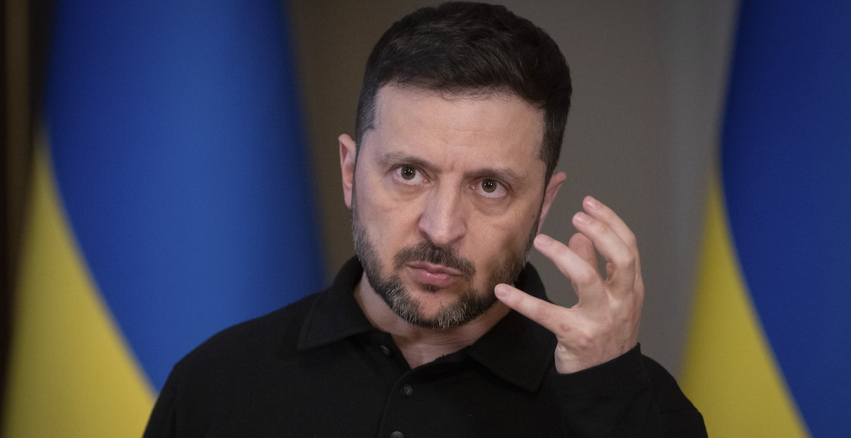 Zelensky richiede le dimissioni di due ministri coinvolti in inchiesta per corruzione