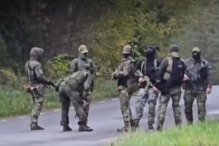 Tallinn alza il livello di deterrenza lungo il confine con la Russia