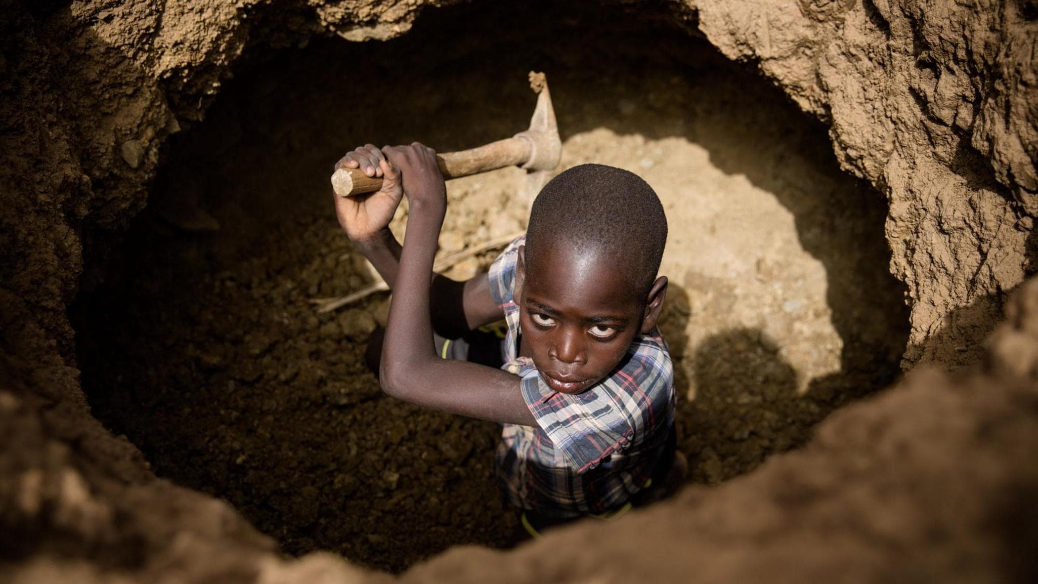 Le miniere d’oro africane sotto crescente controllo russo alimentano la guerra in Ucraina