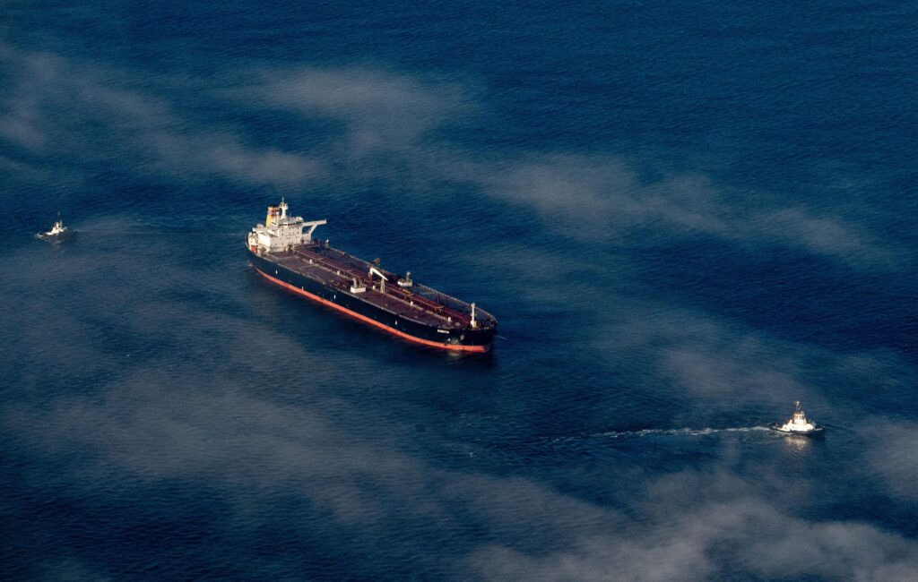 Presenza di personale armato russo a bordo delle petroliere della flotta ombra nel Mar Baltico