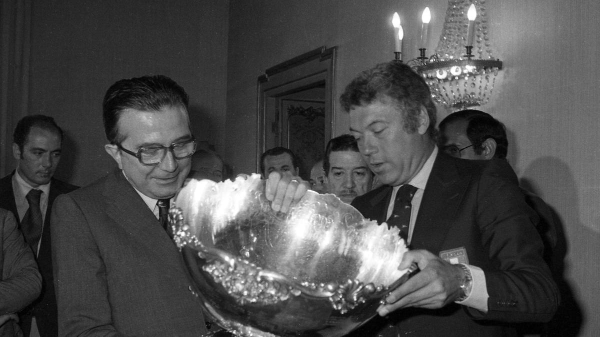 Addio a Nicola Pietrangeli, il maestro del tennis italiano e simbolo di eleganza