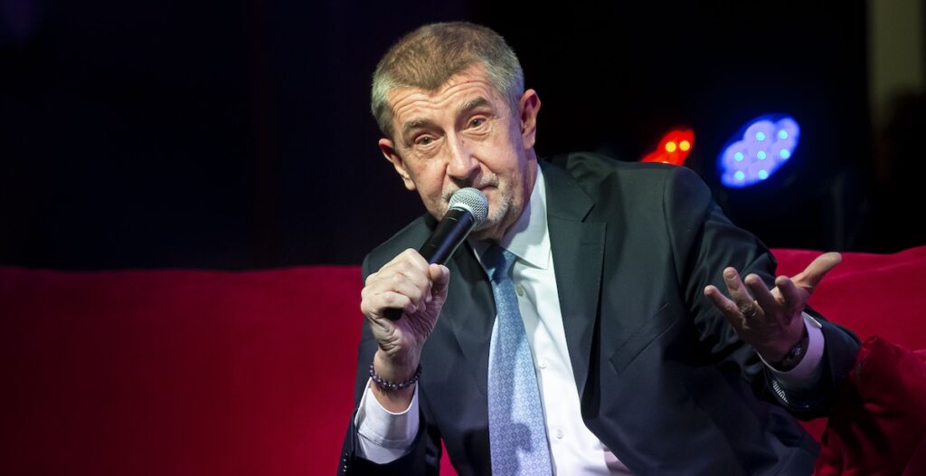 Andrej Babis nominato nuovo primo ministro ceco dopo aver ceduto il controllo di Agrofert