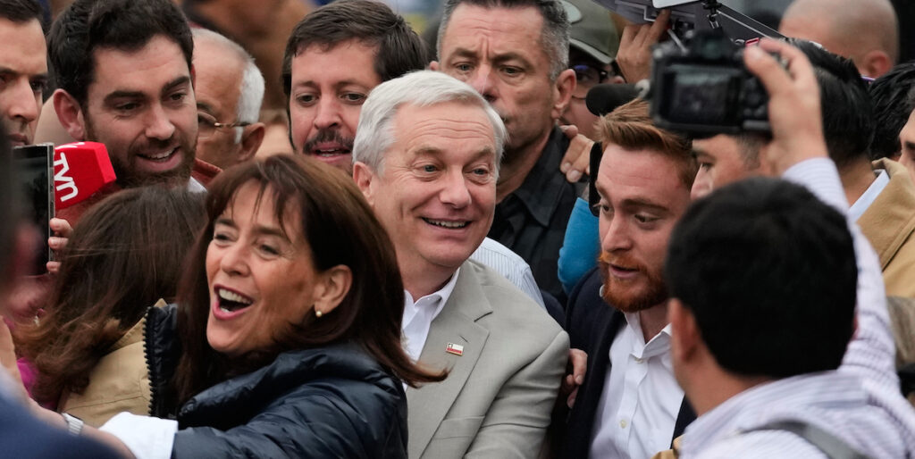 Antonio Kast vince le elezioni presidenziali in Cile con il 58% dei voti