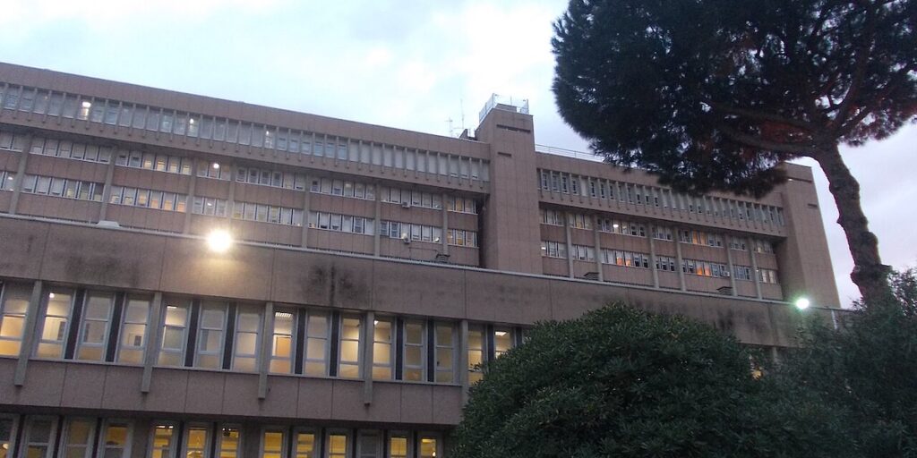 Arrestato primario dell'ospedale Sant'Eugenio di Roma per corruzione durante la ricezione di una tangente