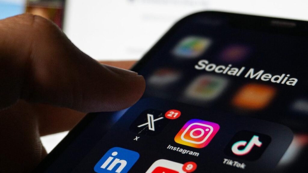 Australia vieta l'accesso ai social media per under 16: una soluzione troppo semplice per un problema complesso