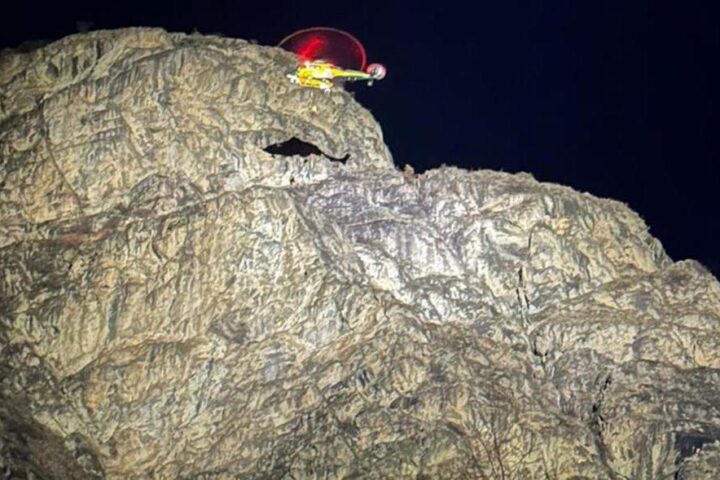 Bambino di dieci anni muore dopo essere caduto da una roccia a Laudes