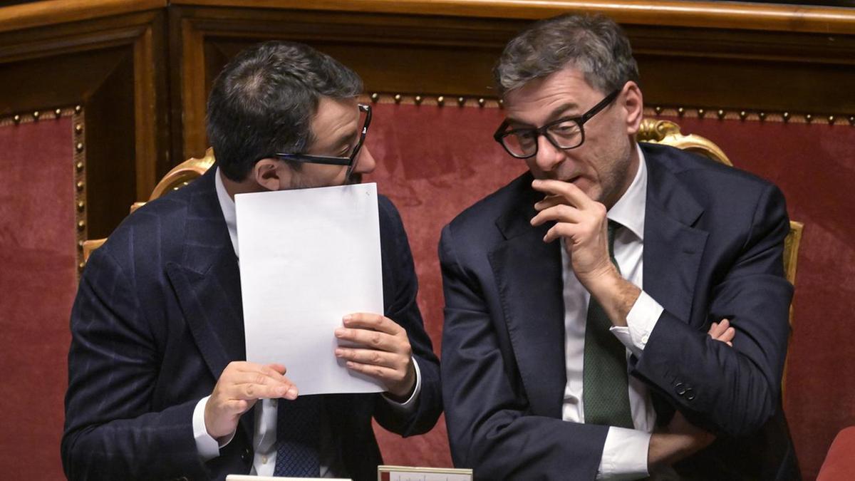 Camera dei deputati esamina la manovra economica con tagli e maggiori spese per 22,3 miliardi