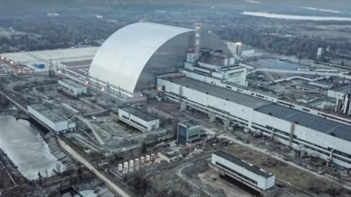 Chernobyl, l'Aiea avverte: «Il guscio d'acciaio danneggiato necessita di lavori urgenti»