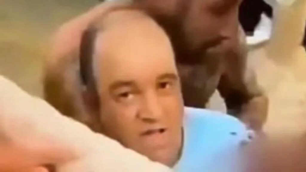 Chi è Ahmed el Ahmed, fruttivendolo che ha disarmato un terrorist a Bondi Beach