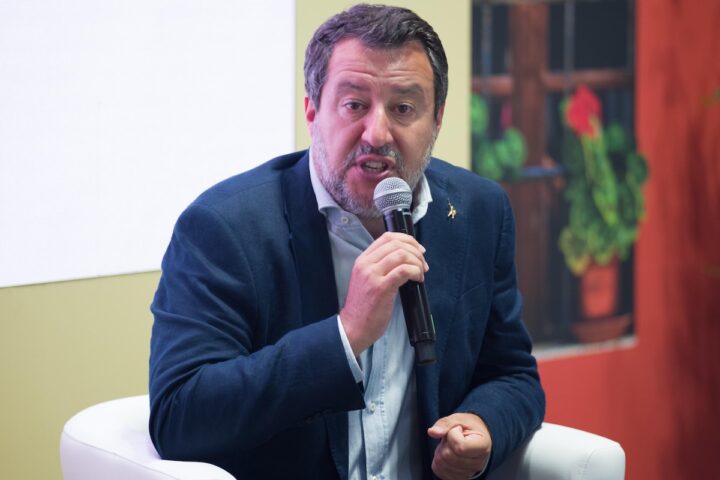 Deepfake, tutti i partiti contro la disinformazione tranne la Lega di Salvini