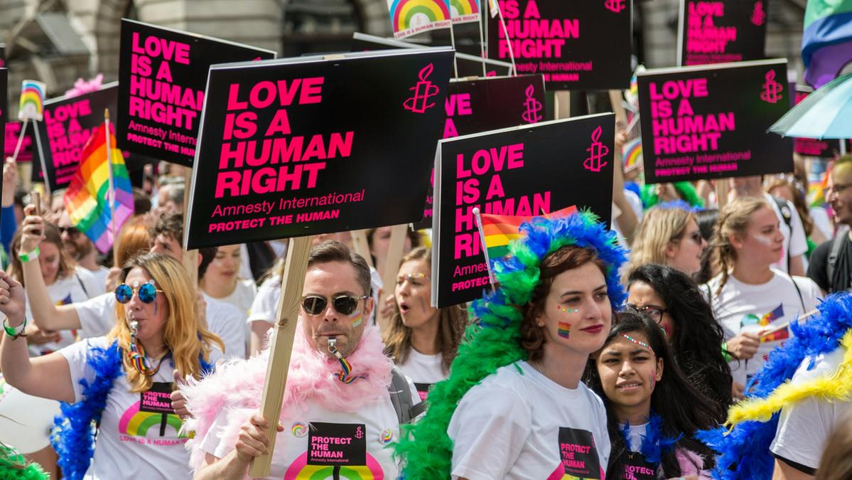 Diritti umani in crisi: Riccardo Noury di Amnesty denuncia il tradimento degli Stati rispetto alla Dichiarazione del 1948