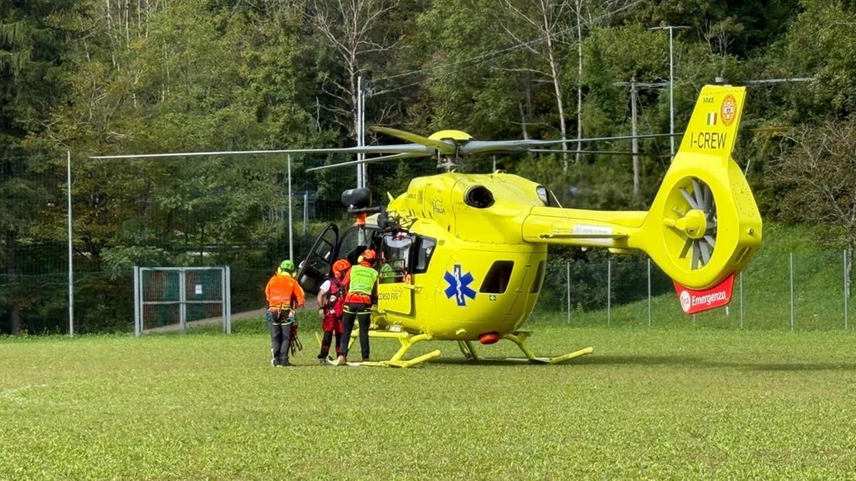 Due uomini morti dopo una caduta di 30 metri nei boschi di Enemonzo, Udine