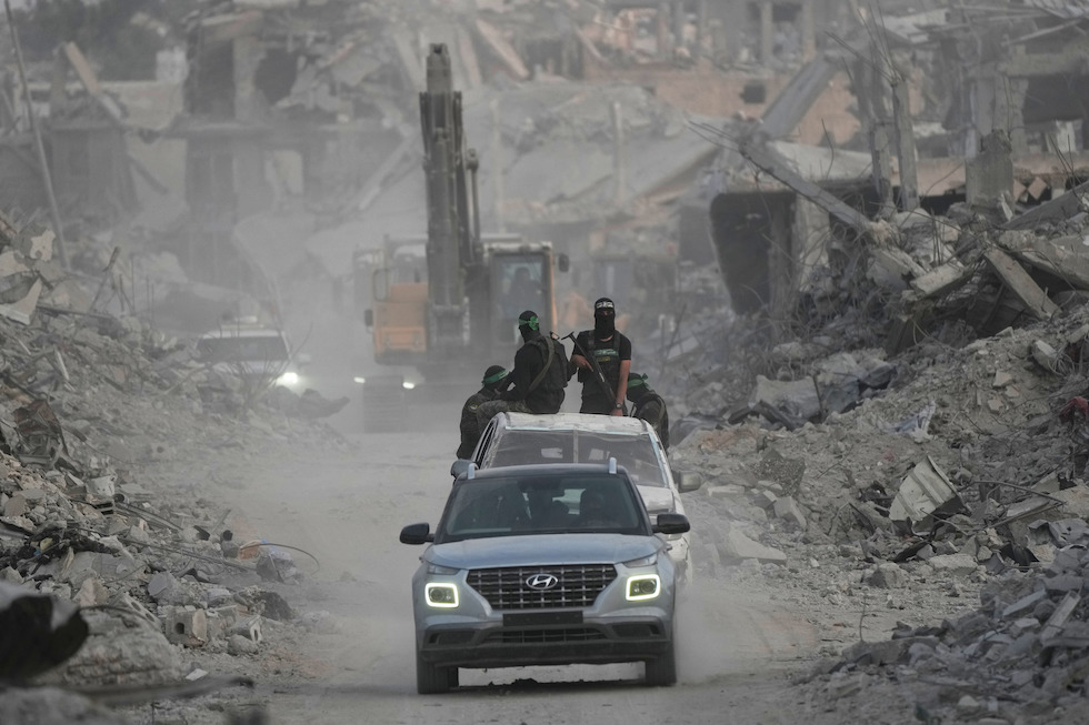 È possibile disarmare Hamas? La fase due del piano di Trump per Gaza richiede chiarezza sulle tempistiche e responsabilità