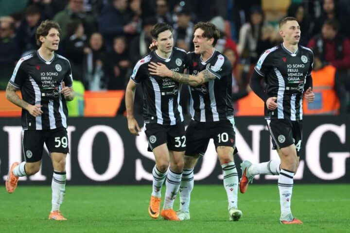 Ekkelenkamp guida l'Udinese nella vittoria su un Napoli deludente a Udine