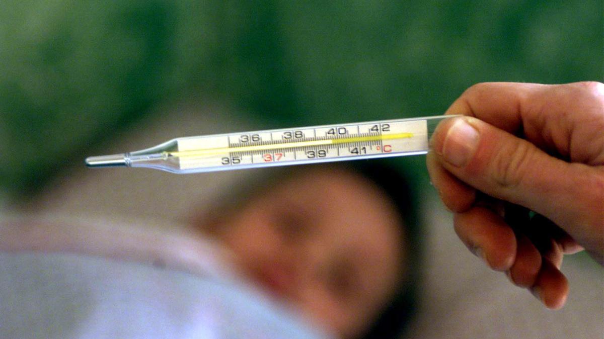 Epidemia influenzale in aumento, Bassetti: “Variante K e H1N1 creano una miscela esplosiva”