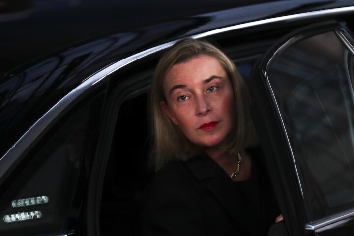 Federica Mogherini fermata dalla polizia belga nell'inchiesta sui fondi europei