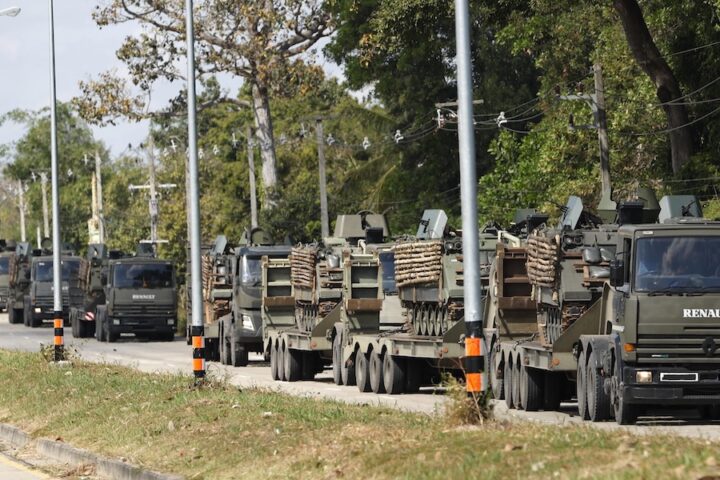 Gli scontri al confine tra Thailandia e Cambogia proseguono nonostante il cessate il fuoco annunciato da Trump