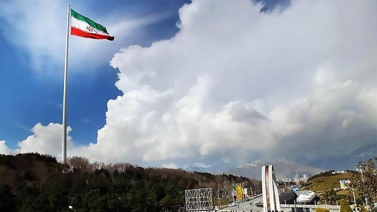 Gli Stati Uniti bloccano una nave cinese diretta in Iran per possibili traffici di armi