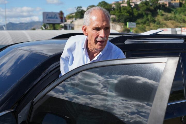 Il candidato conservatore Nasry Asfura vince le elezioni presidenziali in Honduras con il 40,3% dei voti