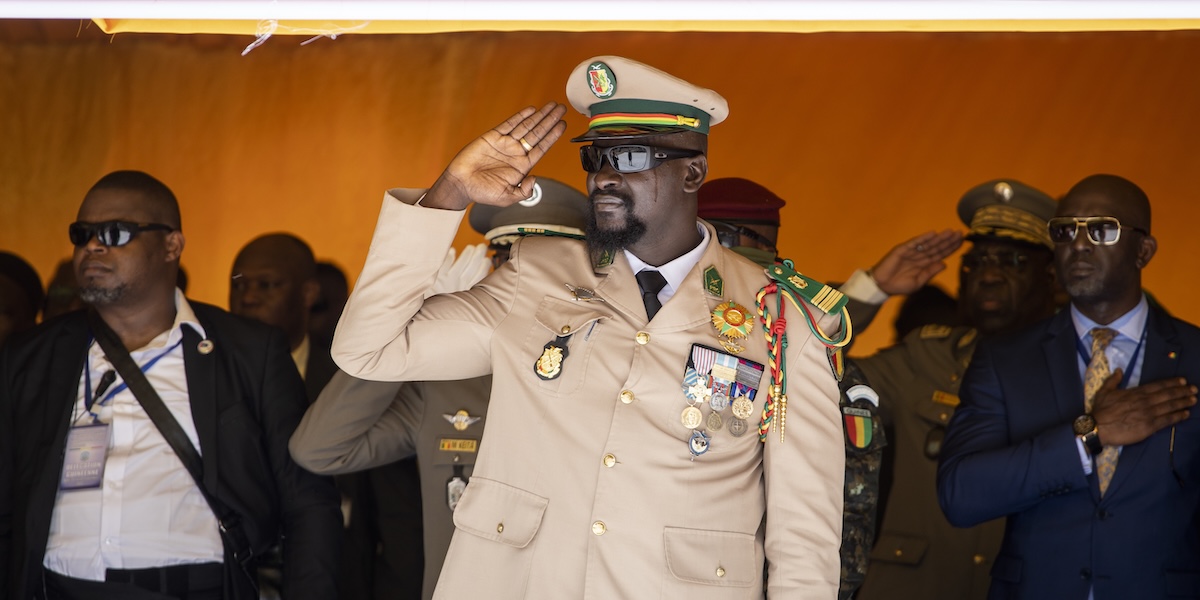 Il colonnello Mamady Doumbouya vince le elezioni presidenziali in Guinea dopo il colpo di stato del 2021