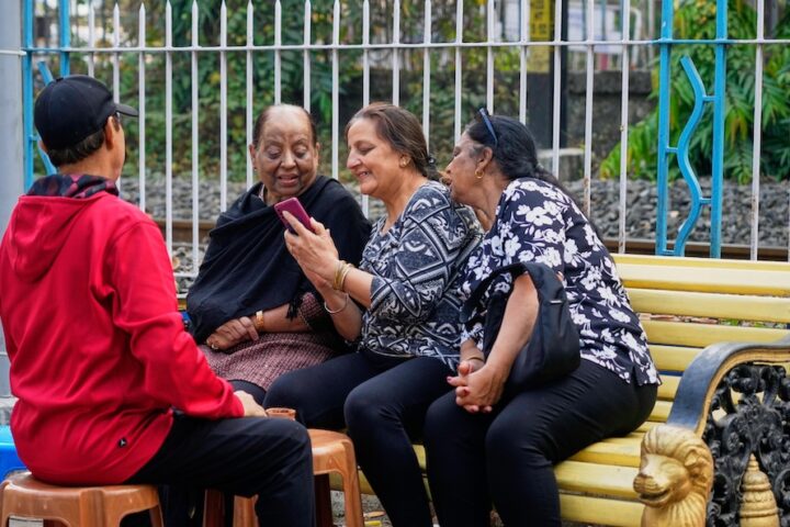 Il governo indiano revoca l'ordine sull'app per la cybersicurezza obbligatoria nei nuovi smartphone