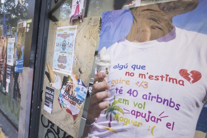 Il governo spagnolo multa Airbnb per 64 milioni di euro per violazioni su affitti brevi