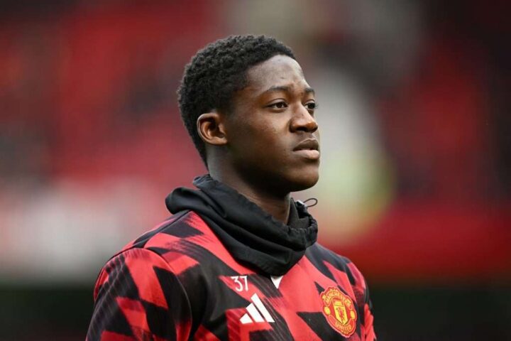 Il Napoli valuta un'importante acquisizione per Kobbie Mainoo del Manchester United
