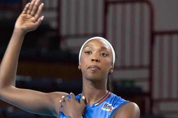 Il razzismo nello sport: Adhu Malual denuncia insulti dei tifosi durante la partita a Torino