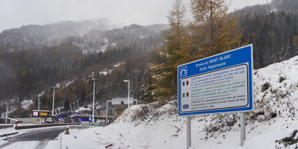 Il traforo del Monte Bianco riapre al traffico dopo oltre 100 giorni di chiusura per manutenzione