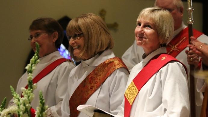 Il Vaticano respinge il diaconato femminile, rimane aperto un possibile futuro dialogo