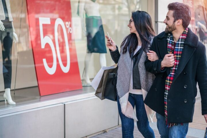 Inizio dei saldi invernali 2026: date e dettagli regione per regione