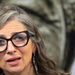 Ispettori nelle scuole toscane dopo gli incontri con Francesca Albanese sulla situazione a Gaza