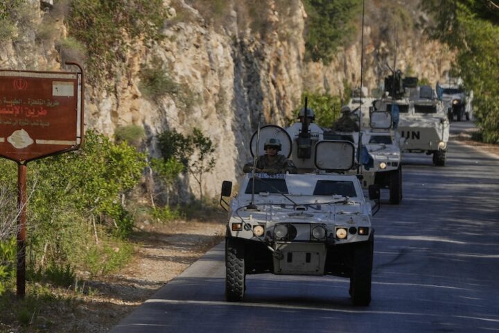 L'esercito israeliano spara di nuovo contro pattuglie UNIFIL nel sud del Libano