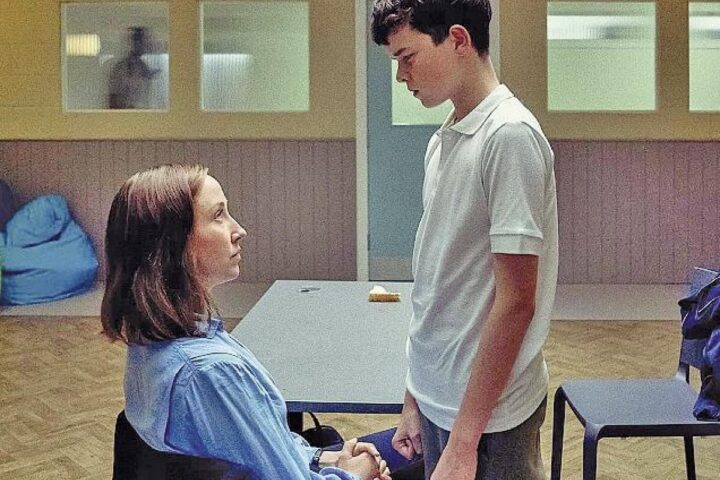 Lezioni anti-misoginia nelle scuole britanniche, Philips: «La violenza contro le donne è un'emergenza nazionale»