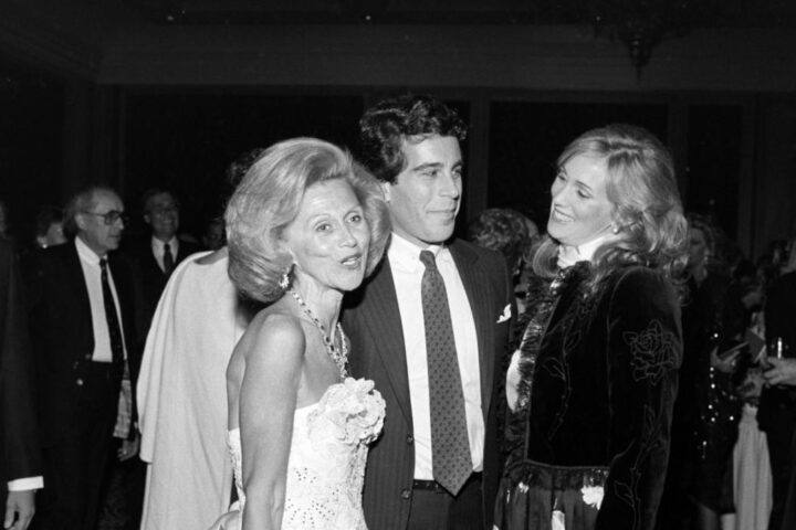 L'inchiesta del New York Times sulla fortuna di Epstein: da insegnante a finanziere miliardario