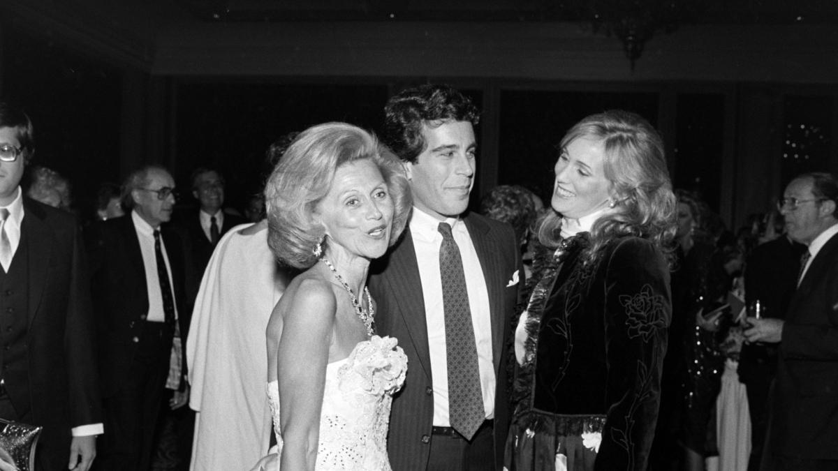 L'inchiesta del New York Times sulla fortuna di Epstein: da insegnante a finanziere miliardario